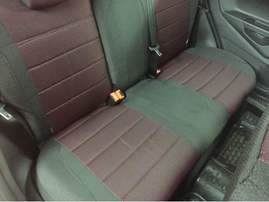 Авточехлы на Ford Fiesta