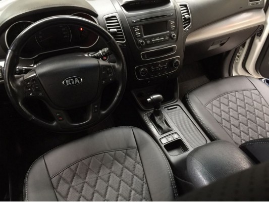 Авточехлы на Kia Sorento 2 Авточехлы на Kia Sorento 2