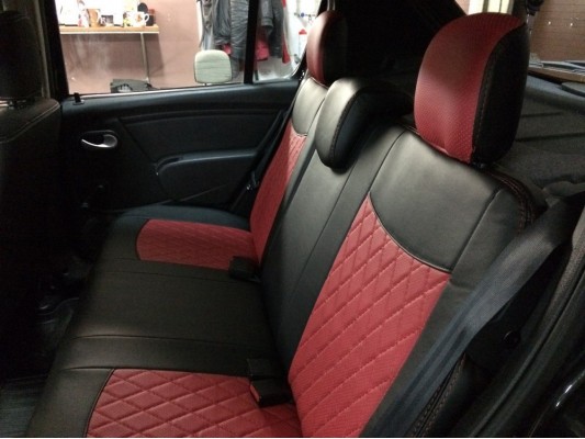 Авточехлы на Renault Sandero Stepway