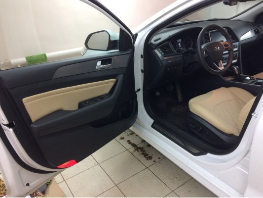 Перетяжка дверных карт Перетяжка дверных карт