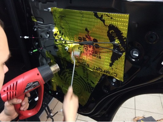 Шумоизоляция дверей